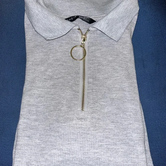 Top - Picture 2 of 3